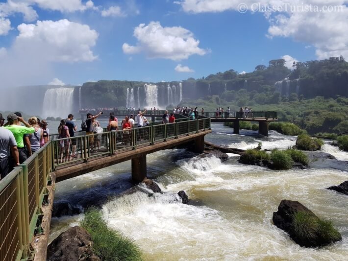 Os 10 destinos mais bonitos na América do Sul 4 Cataratas do Iguaçu, Foz do Iguaçu, Brasil