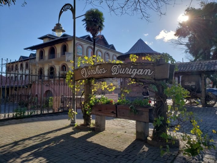 Linha Turismo: conhecer Curitiba de um jeito fácil e barato 8 Vinícola Durigan, Santa Felicidade, Curitiba