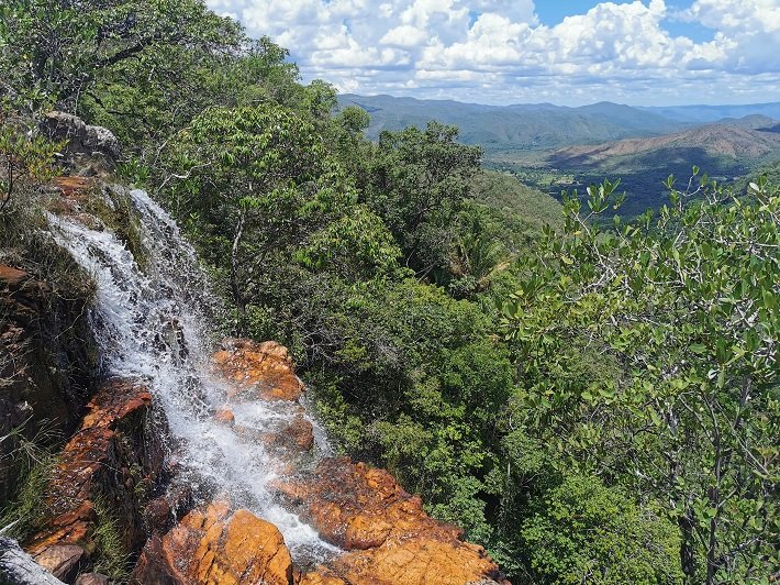 Chapada dos Veadeiros: 4 atrações para crianças e idosos 6 Cachoeira Água Fria, Chapada dos Veadeiros, Cachoeira dos Cristais
