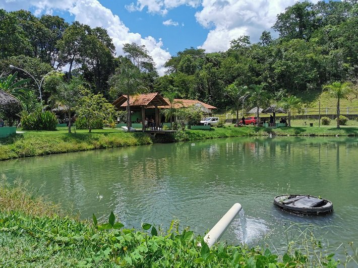 Chapada dos Veadeiros: 4 atrações para crianças e idosos 9 Lago, Termas de Jequitibá, Colinas do Sul, Chapada dos Veadeiros
