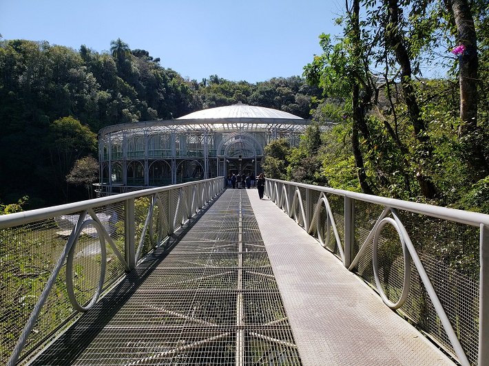 Linha Turismo: conhecer Curitiba de um jeito fácil e barato 5 Opera de Arame, Curitiba