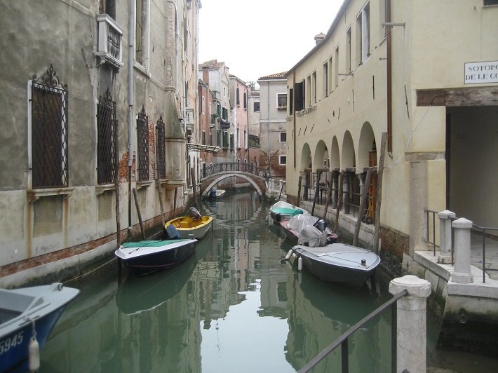 8 Lugares românticos para sua lua de mel 6 Canal em Veneza, Itália