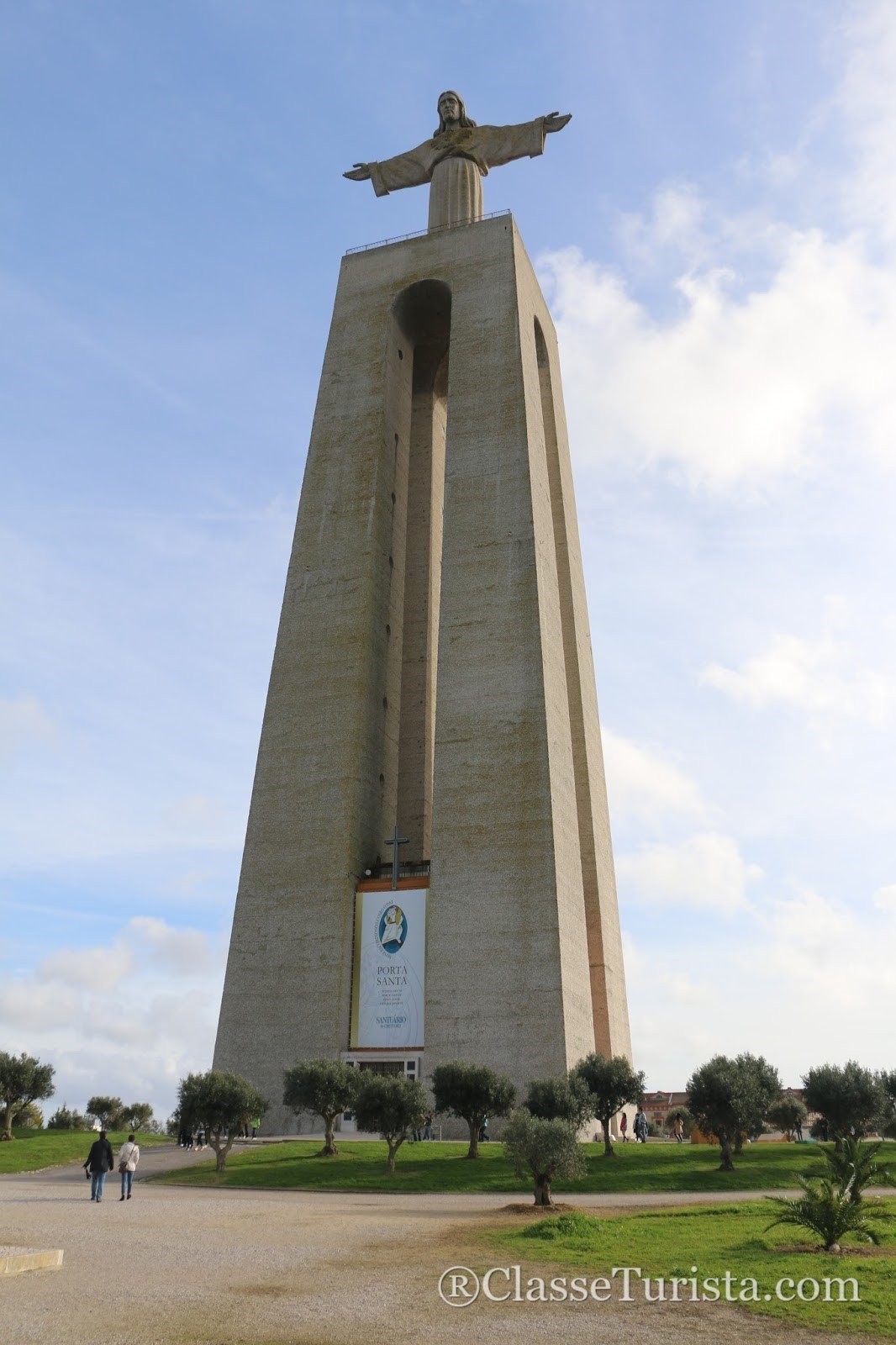 O que fazer em Lisboa? Visitar o Santuário do Cristo Rei em Almada O que fazer em Lisboa? Visitar o Santuário do Cristo Rei em Almada
