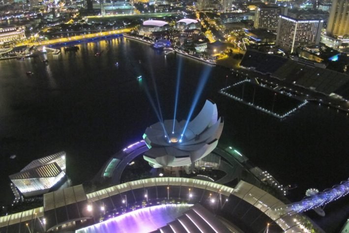 O que fazer em Singapura? As 10 atrações imperdíveis! 2 Espetáculo Wonder Full em Singapura