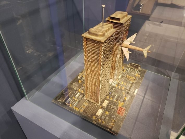 O que fazer em Assunção, Paraguai? As 11 principais atrações 5 Obra Torres Gêmeas, Museo del Barro, Assunção