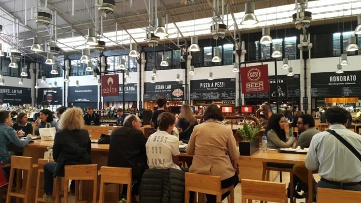 Palácio Nacional da Ajuda: um belos palácios em Lisboa #5 14 Mercado da Ribeira