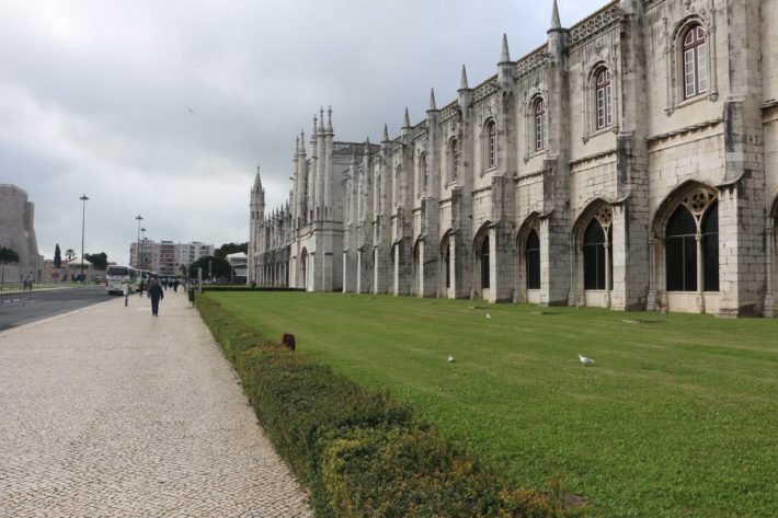 Palácio Nacional da Ajuda: um belos palácios em Lisboa #5 10 Mosteiro dos Jerônimos: caminhada de 15 minutos a partir do Palácio Nacional da Ajuda