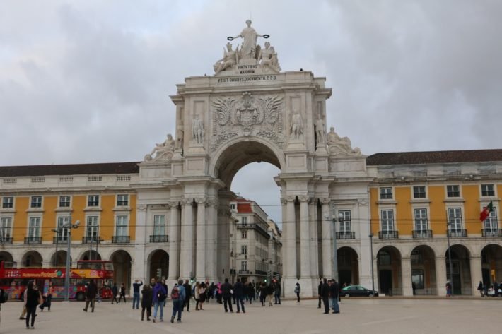 Belém: um bairro repleto de atrações em Lisboa #2 10 Praça do Comércio