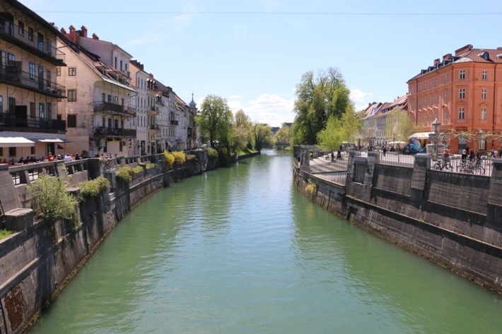 Relatos de Viagem à Eslovênia: pequeno país, muitos encantos 29 Rio Lublianica, Ljubliana, Eslovênia