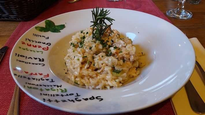 Relatos de Viagem à Eslovênia: pequeno país, muitos encantos 26 Risoto no Ostarija-Restaurant Babji Zob, Bled, Eslovênia