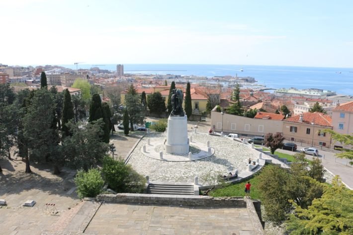 Um bate e volta a Trieste: a última cidade da Itália 12 Vista do Castelo di San Giusto