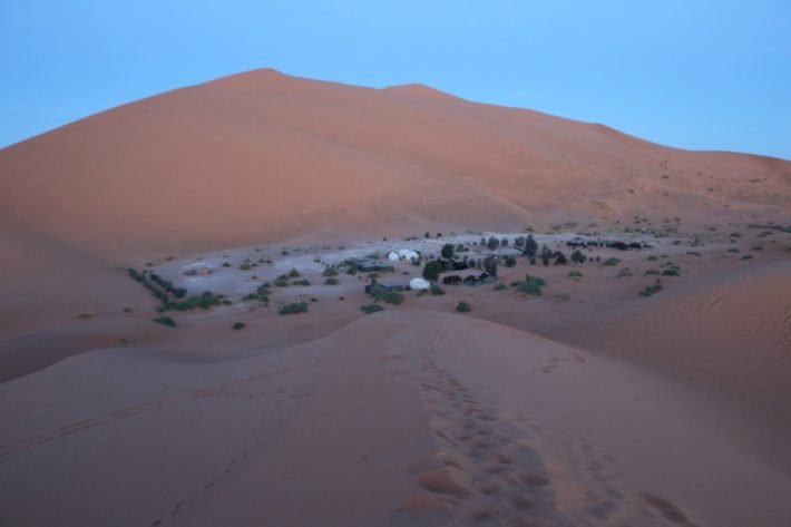 Acampar no Deserto do Saara, Marrocos: experiência inesquecível 7 Amanhecendo no Deserto do Saara