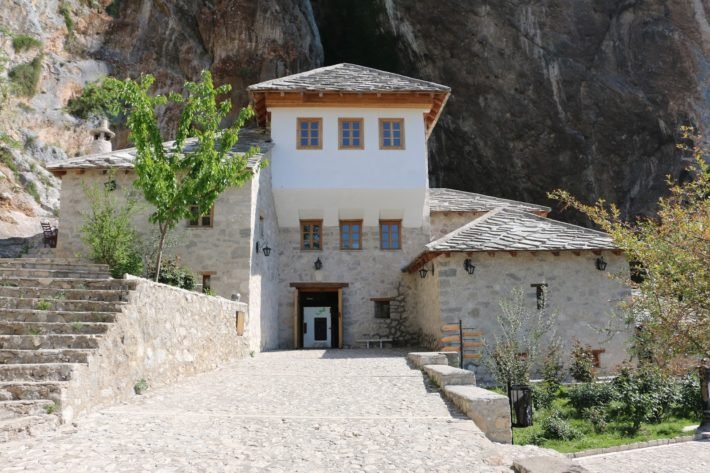 Blagaj: visita à cidade dos dervixes na Bósnia-Herzegovina 4 Blagaj Tekke