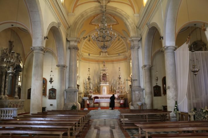 Split: passeio pelas ilhas Hvar, Brač e Sveti Klement 6 Parish Church, Milna