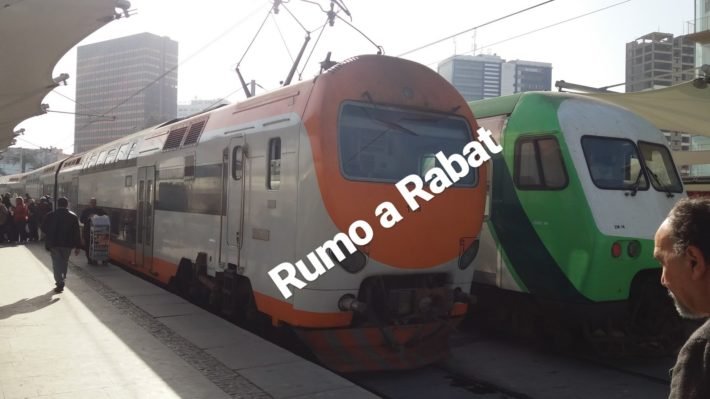 Relatos de Viagem a Rabat - a capital do Marrocos 1 Trem na Estação CasaPort em Casablanca