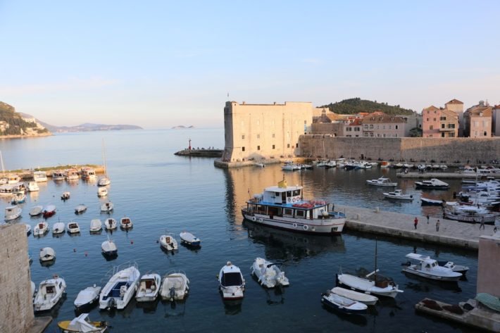 Viagem a Dubrovnik: a Pérola do Mar Adriático 20 Vista de Dubrovnik a partir da Muralha