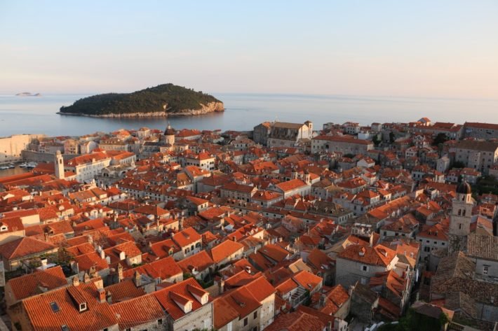 Viagem a Dubrovnik: a Pérola do Mar Adriático 19 Vista de Dubrovnik a partir da Muralha