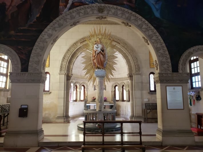 Gruta da Virgem, Igreja Jesus de Miramar, Havana Gruta da Virgem, Igreja Jesus de Miramar, Havana