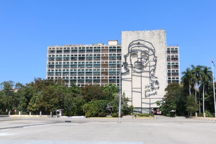 Praça da Revolução, Che Guevara, "Hasta La Victoria Siempre", Havana Praça da Revolução, Che Guevara, "Hasta La Victoria Siempre", Havana