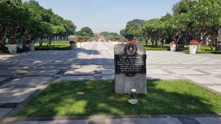 Plaza Moriones, Forte Santiago, Intramuros, Manila, Filipinas Plaza Moriones, Forte Santiago, Intramuros, Manila, Filipinas