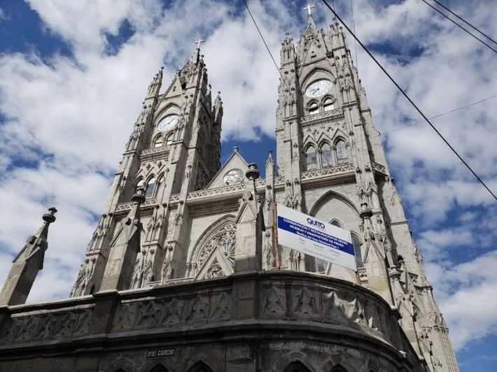 Basílica do Voto Nacional, Quito, Equador Basílica do Voto Nacional, Quito, Equador