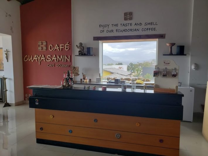 Café Guayasamin, Mitad del Mundo, Quito, Equador Café Guayasamin, Mitad del Mundo, Quito, Equador