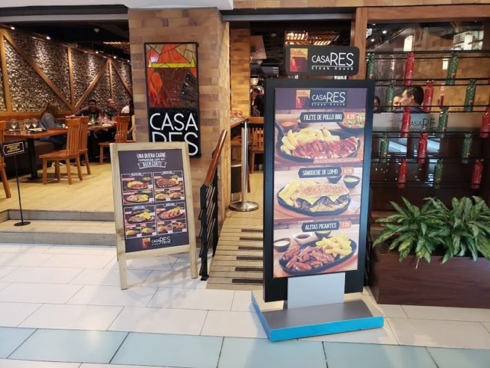 Casa Res, Quicentro, Quito, Equador Casa Res, Quicentro, Quito, Equador