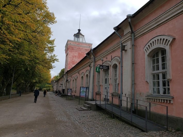 Suomenlinna's entrance building Edifício de Entrada - Suomenlinna