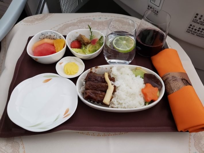 Almoço na Classe Executiva da Eva Air Almoço na Classe Executiva da Eva Air