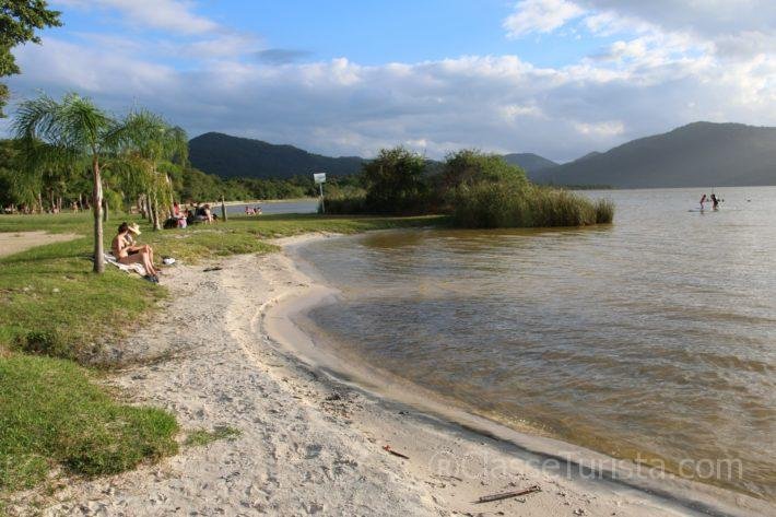 Praia de água doce, Lagoa do Peri Praia de água doce, Lagoa do Peri