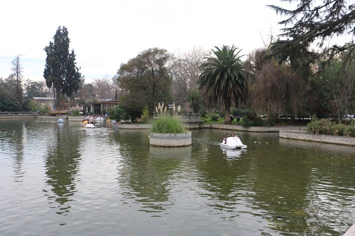 O que fazer em Santiago com crianças? 11 dicas 6 Lago no Parque Quinta Normal, Santiago, Chile