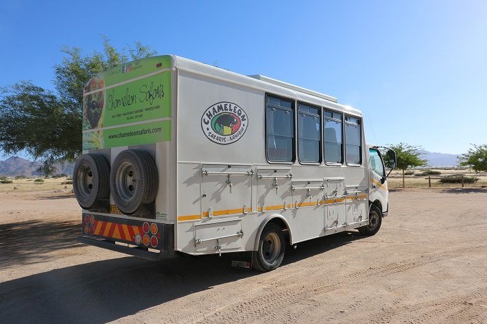 Namíbia, Sim! 12 motivos para você visitar a Namíbia 8 Ônibus de Turismo, Chameleon Safaris, Namíbia