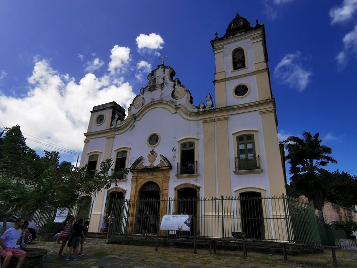 21 atrações para visitar a pé em Olinda - roteiro de 1 dia 10 Igreja N.S. do Amparo, Olinda