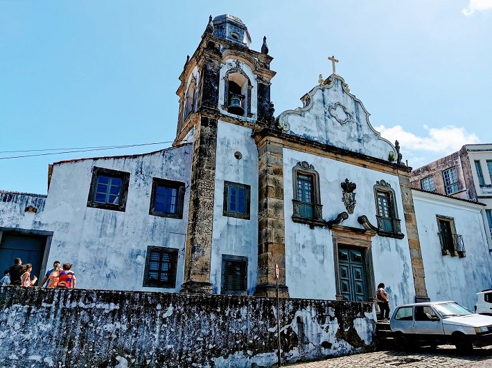 21 atrações para visitar a pé em Olinda - roteiro de 1 dia 12 Igreja da Misericórdia, Olinda