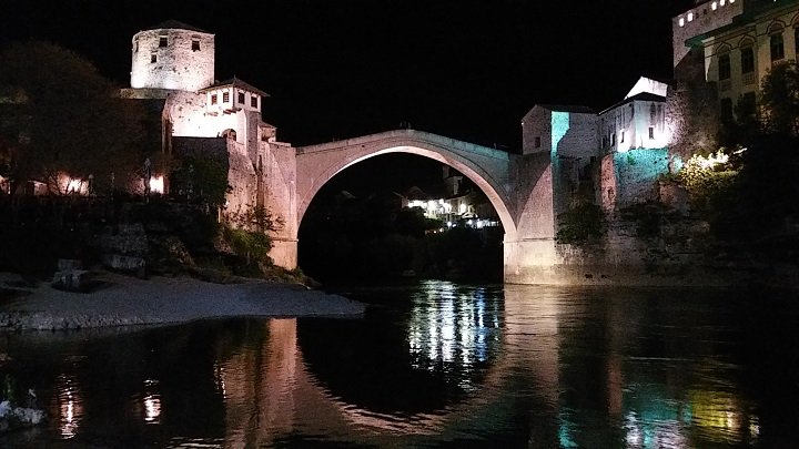 Road Trip pela Croácia, Eslovênia e Bósnia. Imperdível! 15 Ponte velha de Mostar, Bósnia