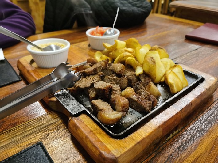 Onde comer em Penedo? Confira 5 restaurantes bem avaliados 5 Entrada de Picanha do Sol, Casa da Picanha, Penedo